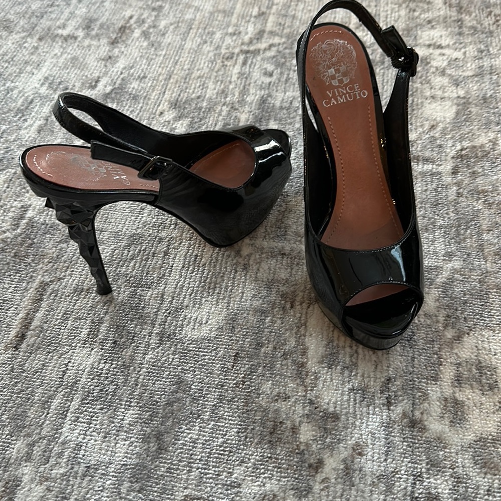 Vince Camuto platform peep toe sling back